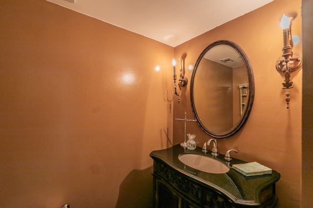 4153 Harvestwood Drive, Grapevine, TX 76051