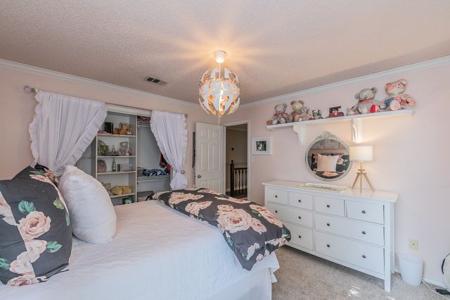 4153 Harvestwood Drive, Grapevine, TX 76051
