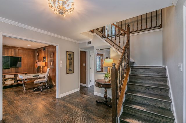 4153 Harvestwood Drive, Grapevine, TX 76051