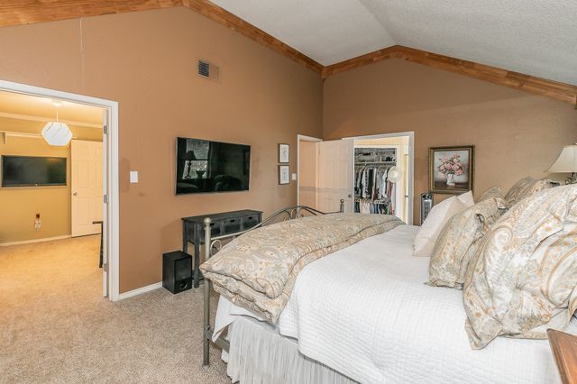 4153 Harvestwood Drive, Grapevine, TX 76051