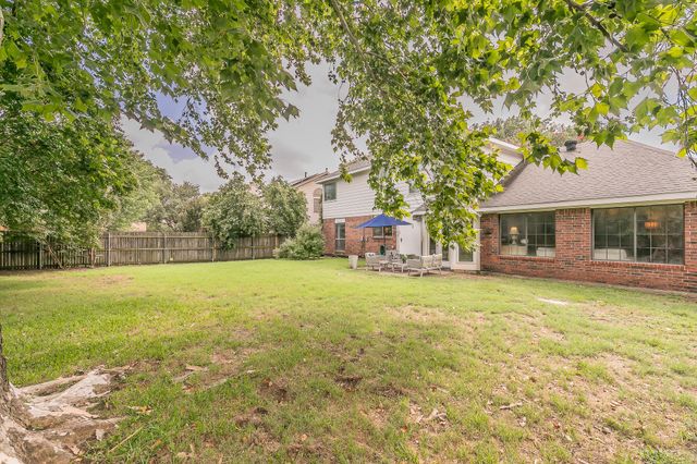 4153 Harvestwood Drive, Grapevine, TX 76051