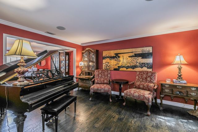 4153 Harvestwood Drive, Grapevine, TX 76051
