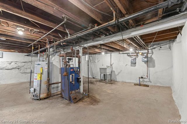 18634 Wood Street, Melvindale, MI 48122