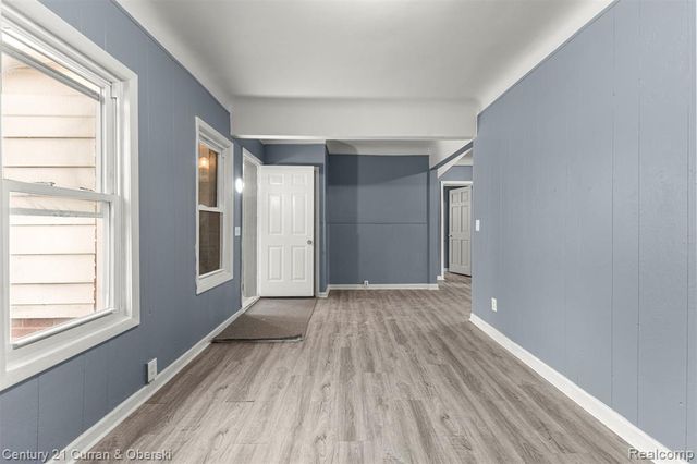 18634 Wood Street, Melvindale, MI 48122