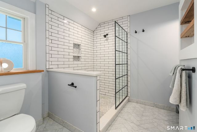 170 Southeast Road, New Hartford, CT 06057