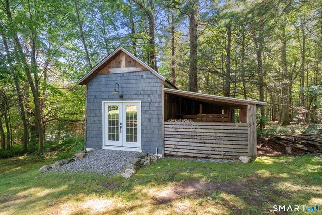 170 Southeast Road, New Hartford, CT 06057
