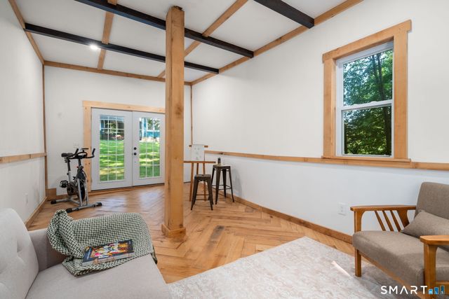 170 Southeast Road, New Hartford, CT 06057