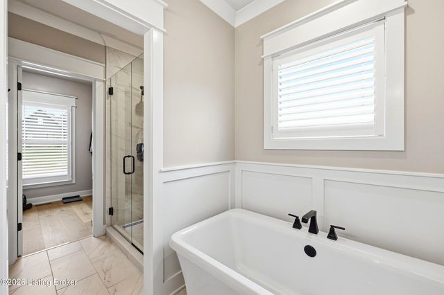 6200 Brentwood Ct, Crestwood, KY 40014