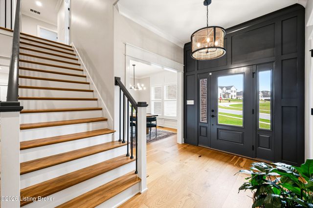 6200 Brentwood Ct, Crestwood, KY 40014