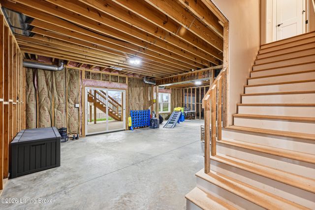 6200 Brentwood Ct, Crestwood, KY 40014