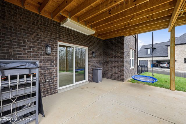 6200 Brentwood Ct, Crestwood, KY 40014