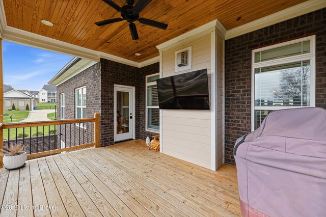 6200 Brentwood Ct, Crestwood, KY 40014