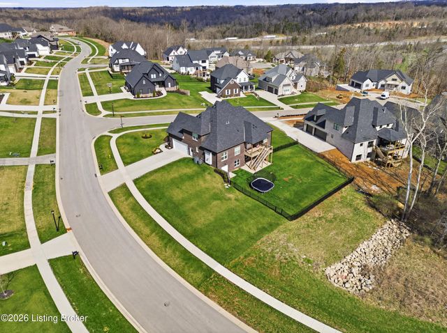 6200 Brentwood Ct, Crestwood, KY 40014