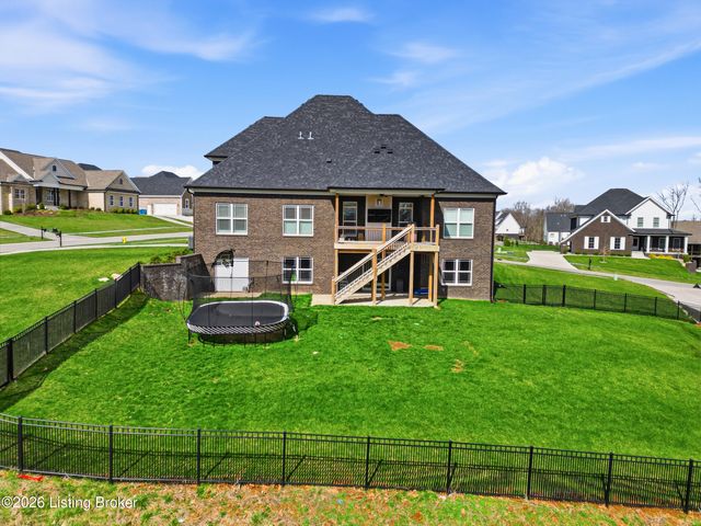 6200 Brentwood Ct, Crestwood, KY 40014