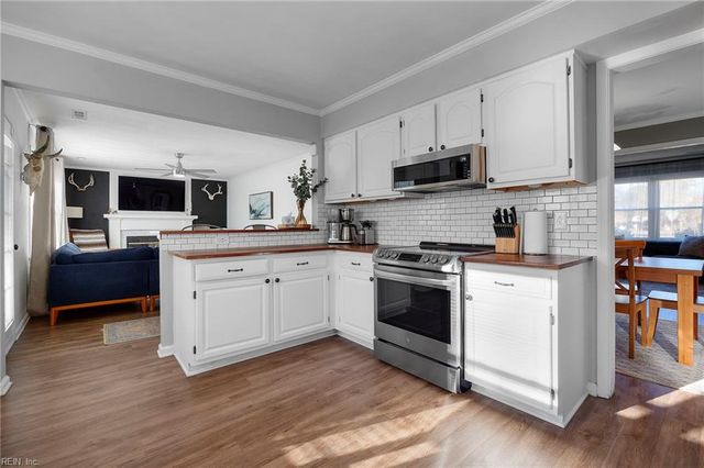 2433 Melstone CT, Virginia Beach, VA 23456