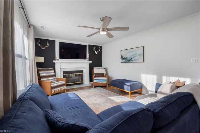 2433 Melstone CT, Virginia Beach, VA 23456