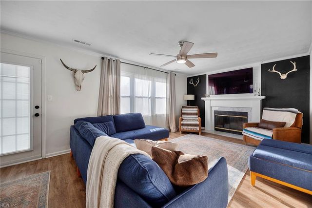 2433 Melstone CT, Virginia Beach, VA 23456