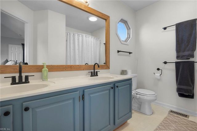 2433 Melstone CT, Virginia Beach, VA 23456