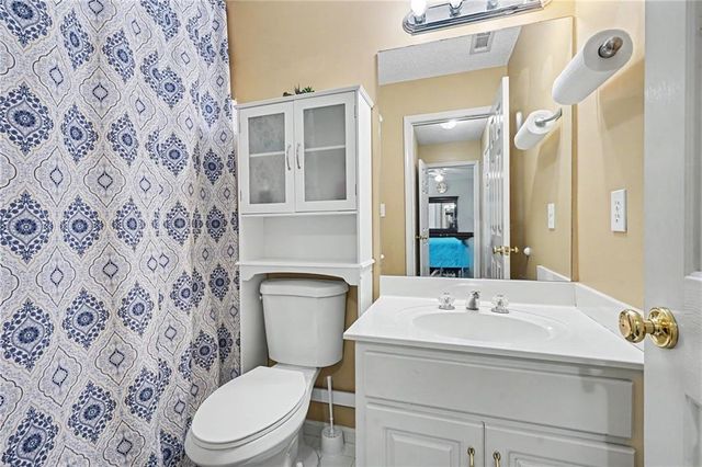 4299 Donerail Drive, Snellville, GA 30039