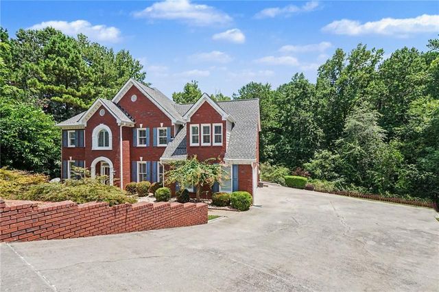 4299 Donerail Drive, Snellville, GA 30039