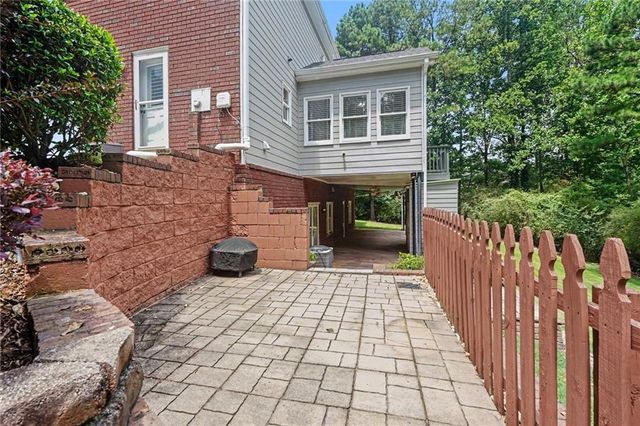 4299 Donerail Drive, Snellville, GA 30039