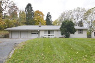 11660 E De Avenue, Richland, MI 49083