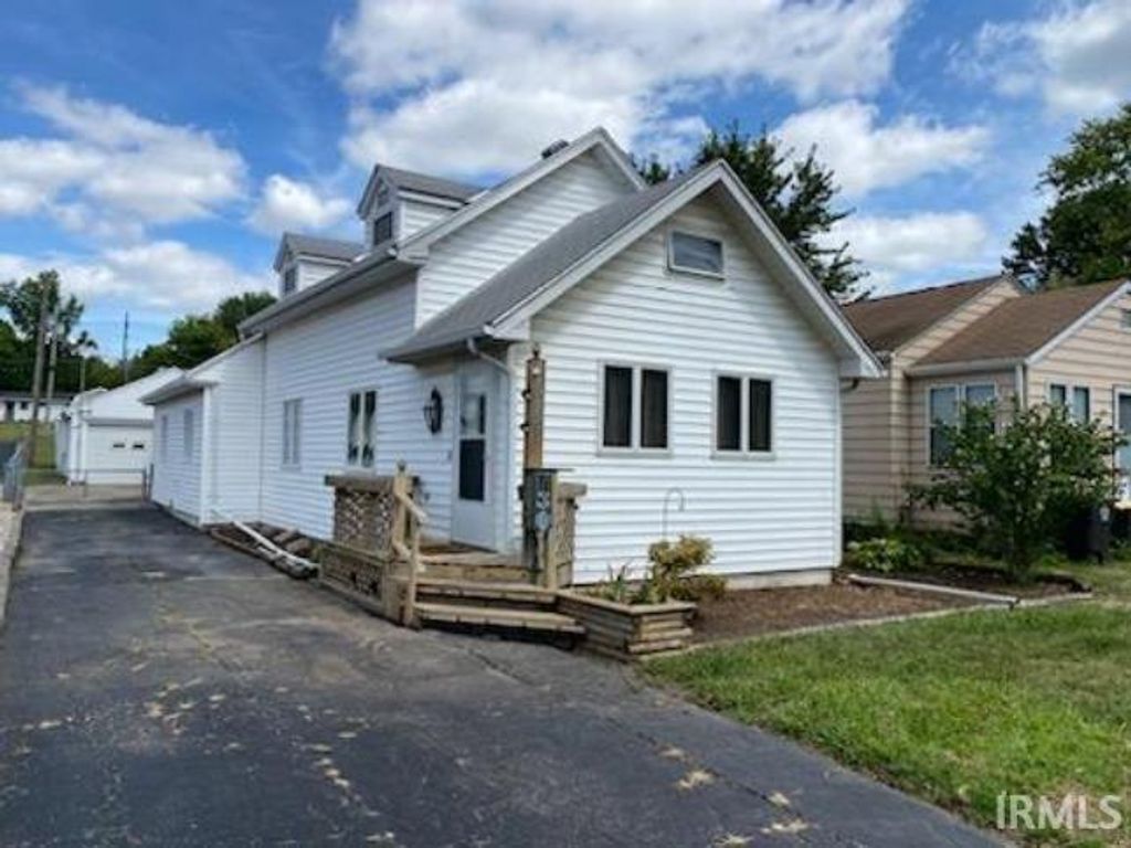 730 lillian Avenue, Fort Wayne, IN 46808
