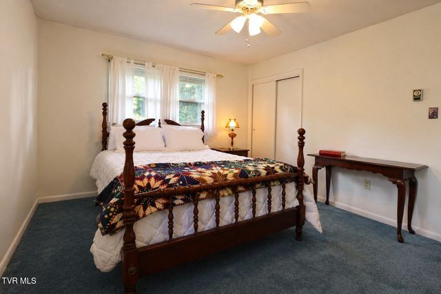 20495 Blue Spruce Road, Bristol, VA 24202