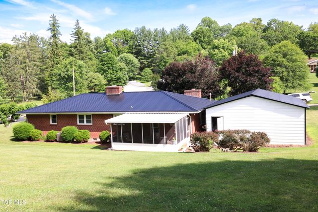 20495 Blue Spruce Road, Bristol, VA 24202