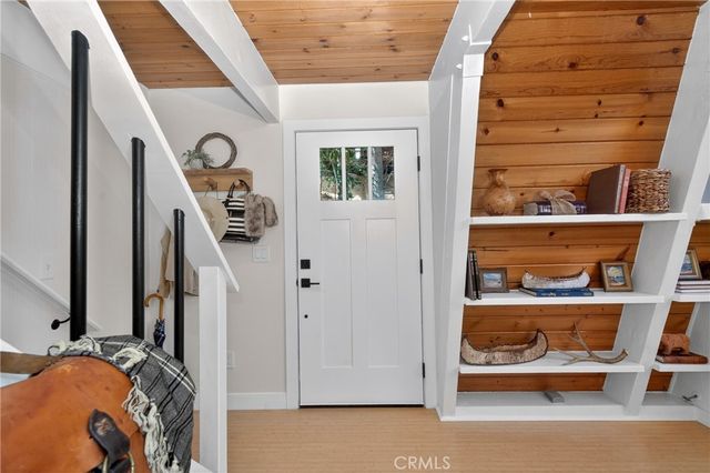 26980 Everest, Lake Arrowhead, CA 92317