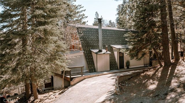 26980 Everest, Lake Arrowhead, CA 92317