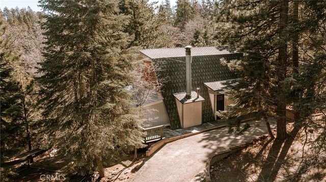 26980 Everest, Lake Arrowhead, CA 92317