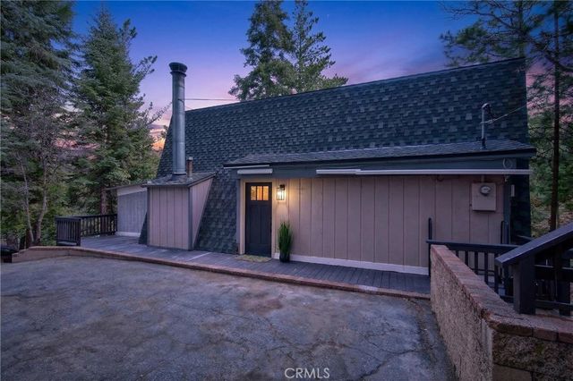 26980 Everest, Lake Arrowhead, CA 92317