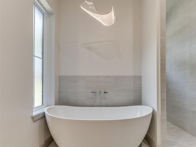 8080 Silver Spur, Arcadia, OK 73007