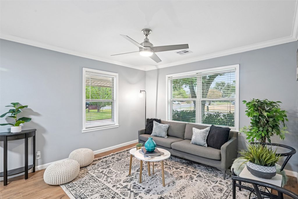 3438 Princeton Drive, Irving, TX 75062 — photo 5