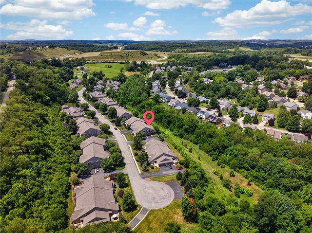 9704 Sundance Dr, South Fayette, PA 15017