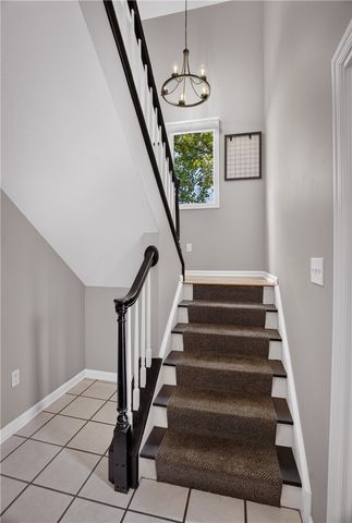9704 Sundance Dr, South Fayette, PA 15017
