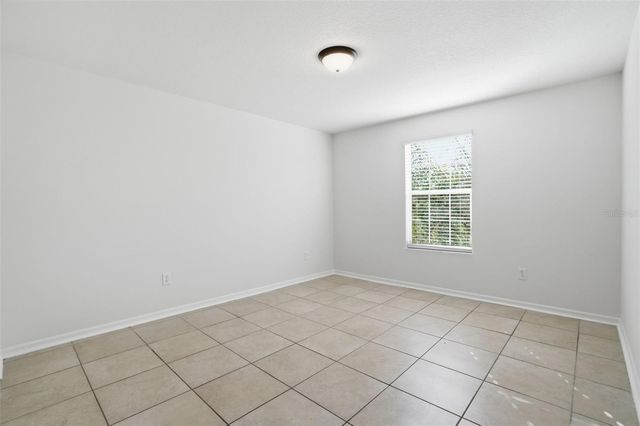 214 ENGLISH HERITAGE PLACE, Dover, FL 33527