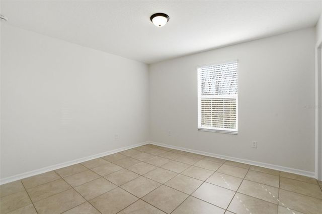 214 ENGLISH HERITAGE PLACE, Dover, FL 33527