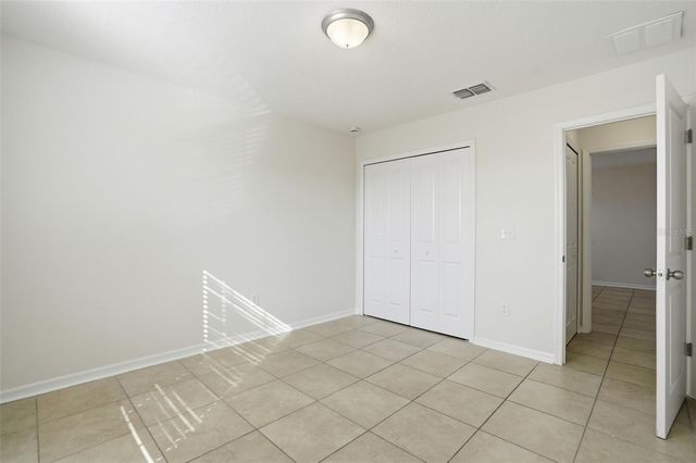 214 ENGLISH HERITAGE PLACE, Dover, FL 33527