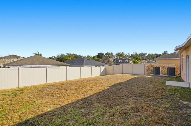 214 ENGLISH HERITAGE PLACE, Dover, FL 33527