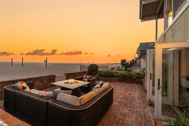 6910 W Oceanfront, Newport Beach, CA 92663