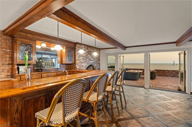 6910 W Oceanfront, Newport Beach, CA 92663