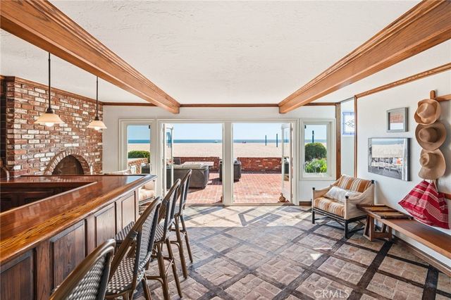 6910 W Oceanfront, Newport Beach, CA 92663