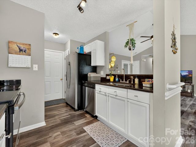 2316 Ivy Run Drive, Indian Trail, NC 28079