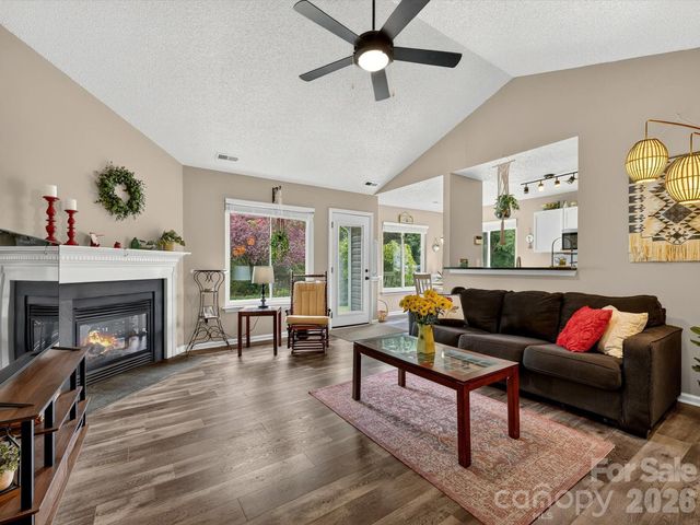 2316 Ivy Run Drive, Indian Trail, NC 28079