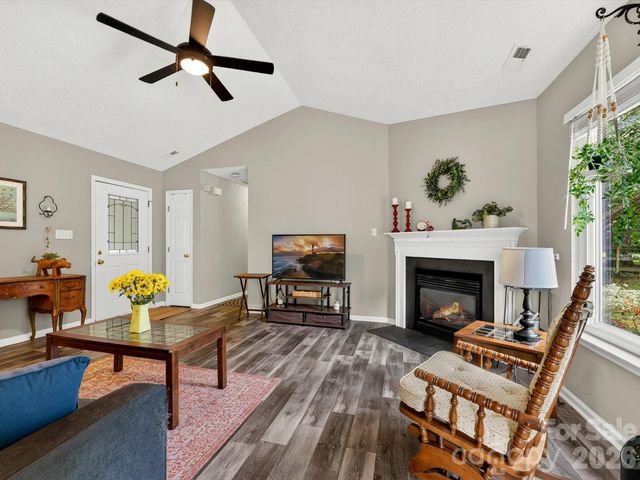 2316 Ivy Run Drive, Indian Trail, NC 28079