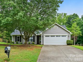 2316 Ivy Run Drive, Indian Trail, NC 28079