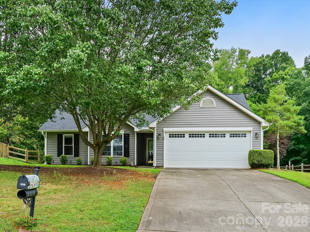 2316 Ivy Run Drive, Indian Trail, NC 28079