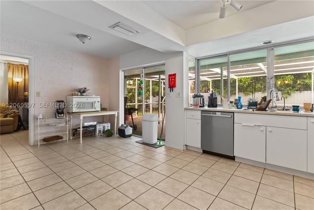 7531 Harbour Blvd, Miramar, FL 33023